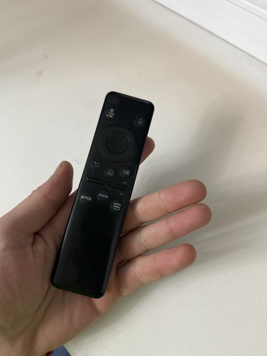 Телевизор Самсунг .