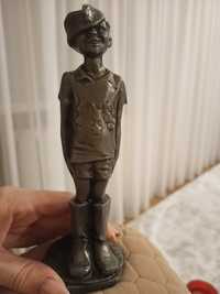 Продам статуэтка СССР , наверное чугун, тяжёлый)