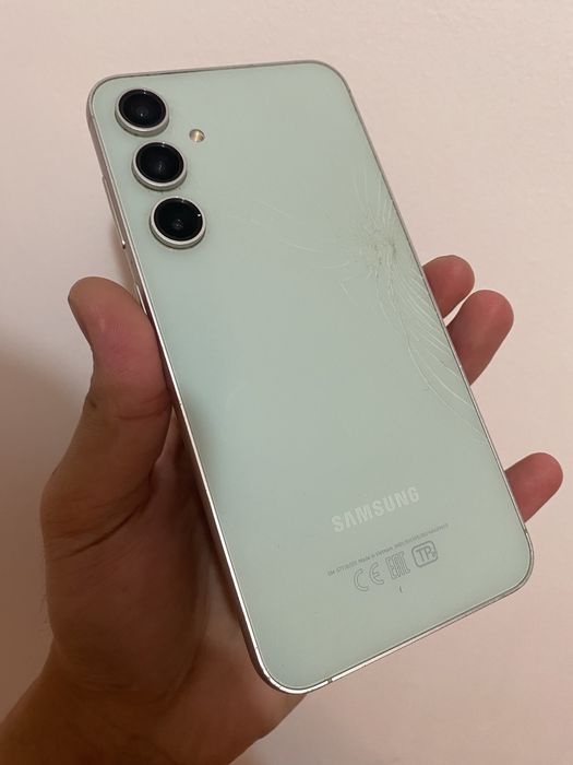 Продам Samsung S23 Fe 128GB