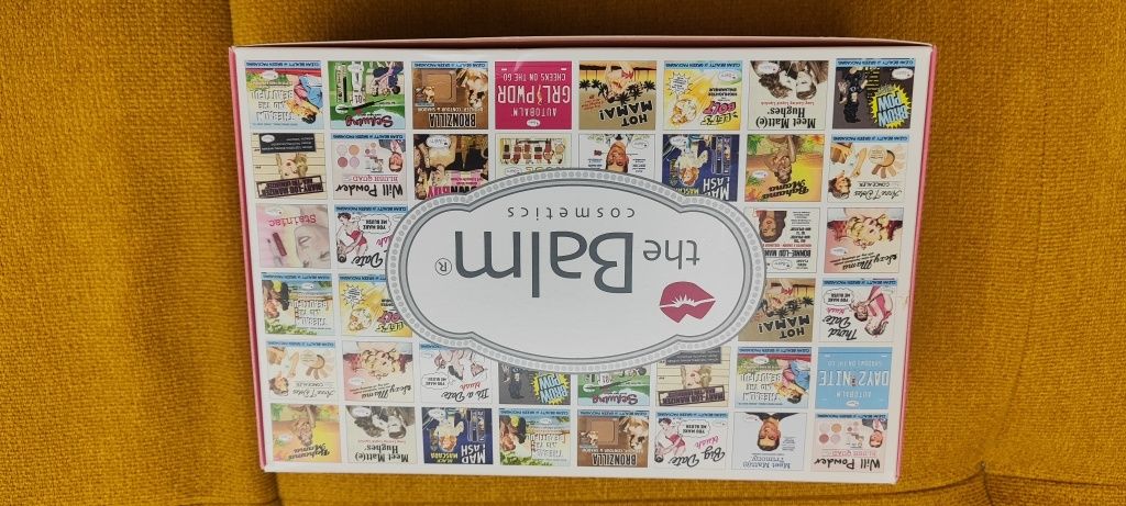 Кутия с продукти на The Balm,чисто нови подходящи за подарък