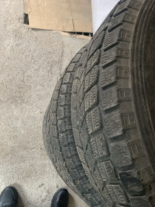 Продаётся зимняя шины 275/70/16