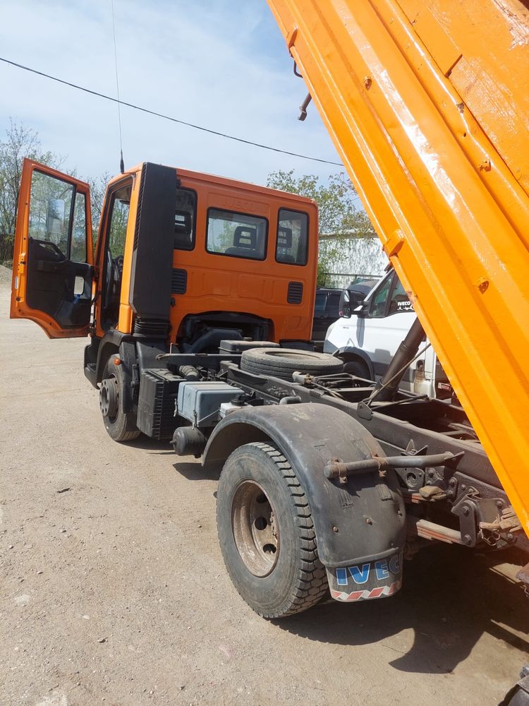 Iveco Eurocargo autobasculanta 7.5 t