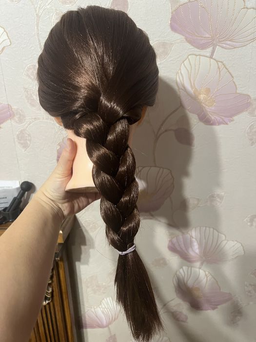 Манекен для причесок, голова.