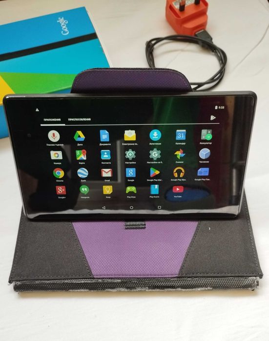 Таблет ASUS Google NEXUS 7 (2 GB RAM/16 HD) с подарък луксозен калъф
