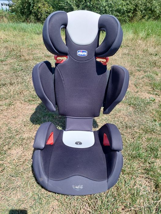 Vând scaun auto Chicco