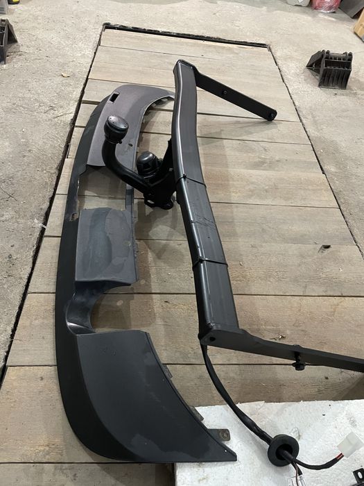 Теглич за Ауди А3 8П