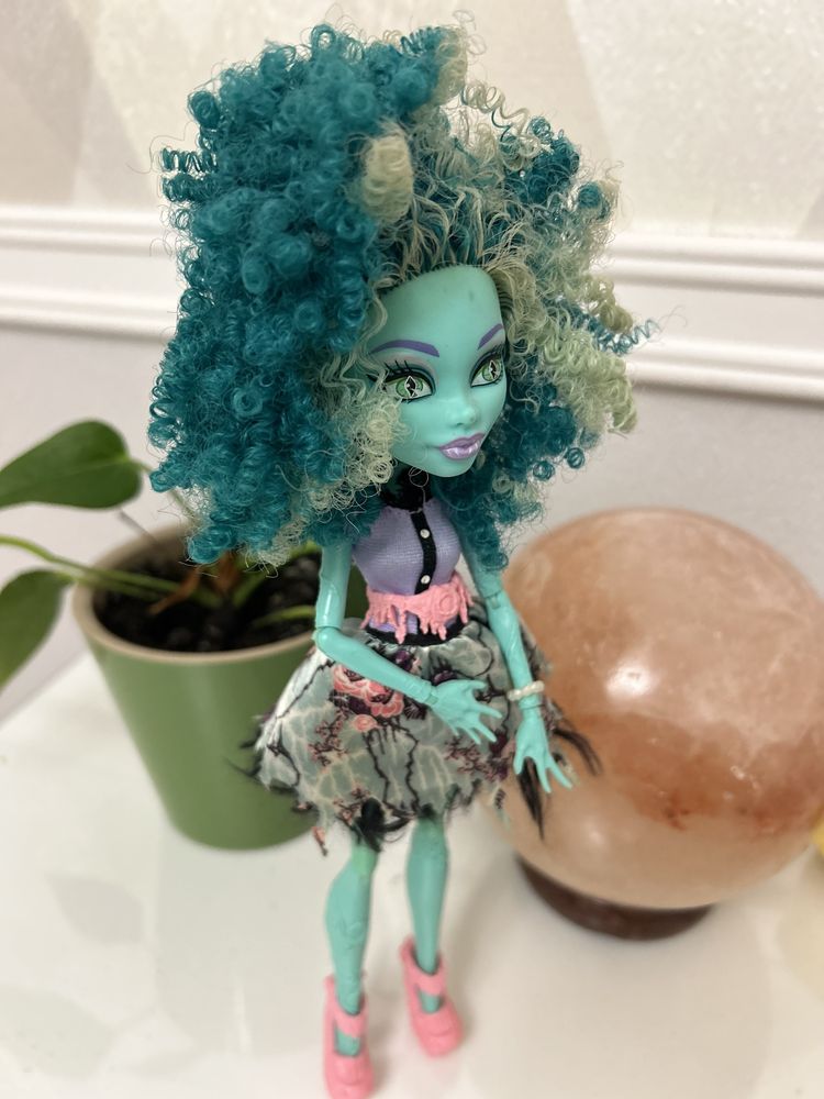 monster high honey swamp