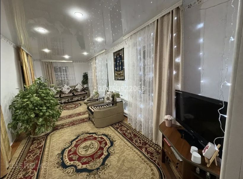 Продам дом в поселке Петерфельд