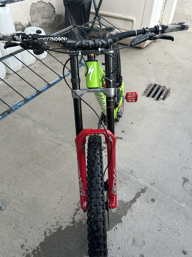 Specialized demo 8 ne yt, trek, canyon, santa cruz, commencal, giant