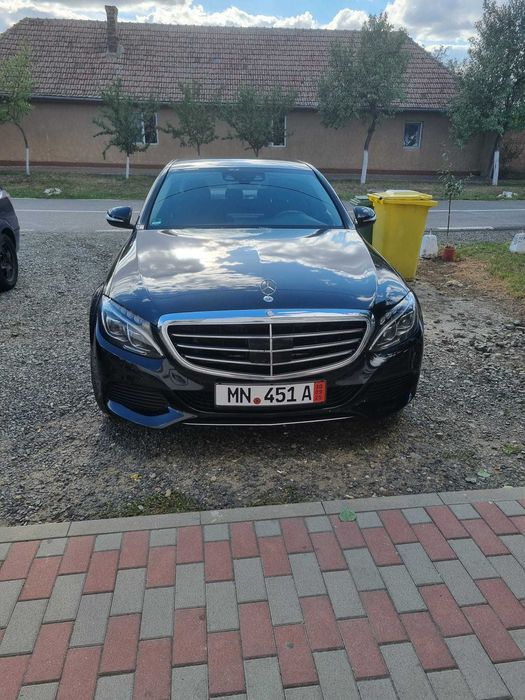 Mercedes C-Class 220