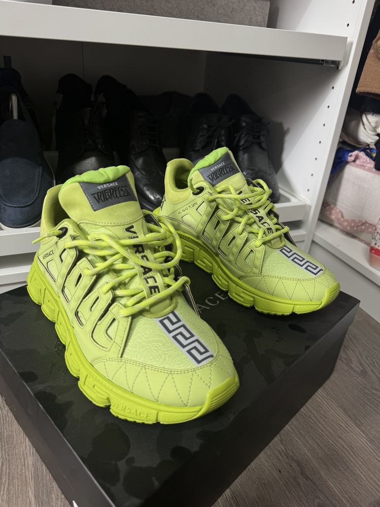 Versace Trigreca Green noi cu factura si cutie !