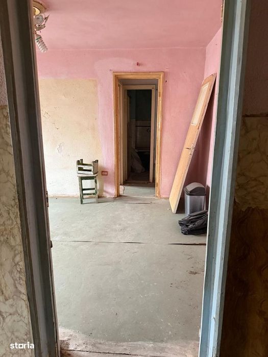 De Vanzare Apartament cu 2 camere zona Piata Mare