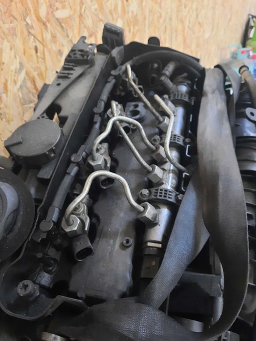 Motor,injectoare,pompa injectie,chiuloasa,axe came