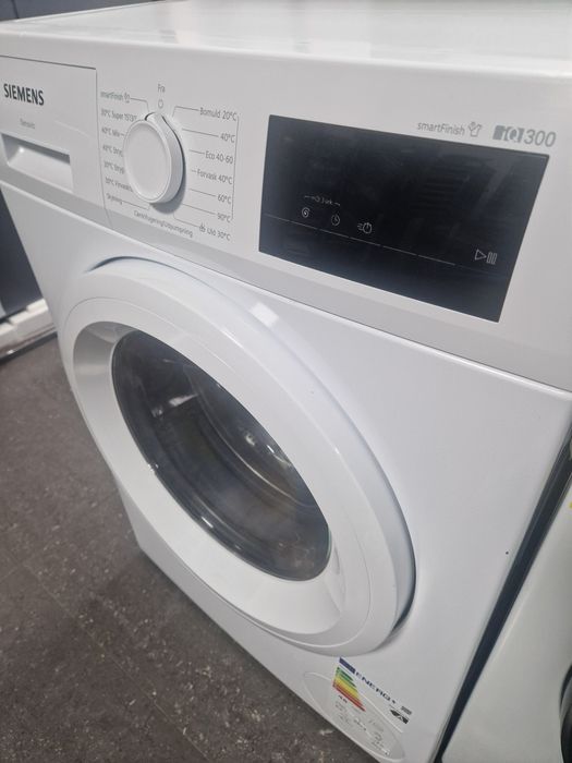 Пералня Siemens IQ300 8кг Чисто нова