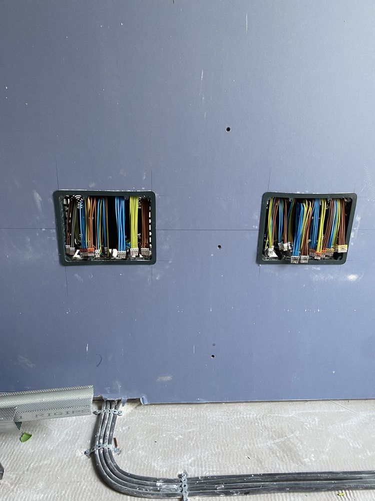 Electrician autorizat - Interventii rapide NON STOP in Bragadiru