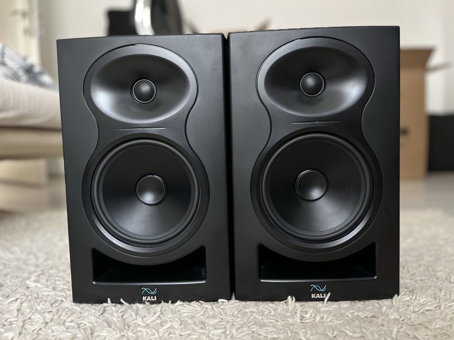 Boxe / Monitoare de studio Kali LP6