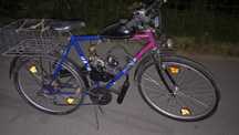 Bicicleta cu motor termic 75 cm cubi