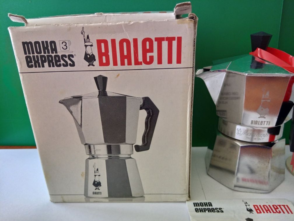 Кафеварка BIALETTI Moka Express Алуминий Made in Itali