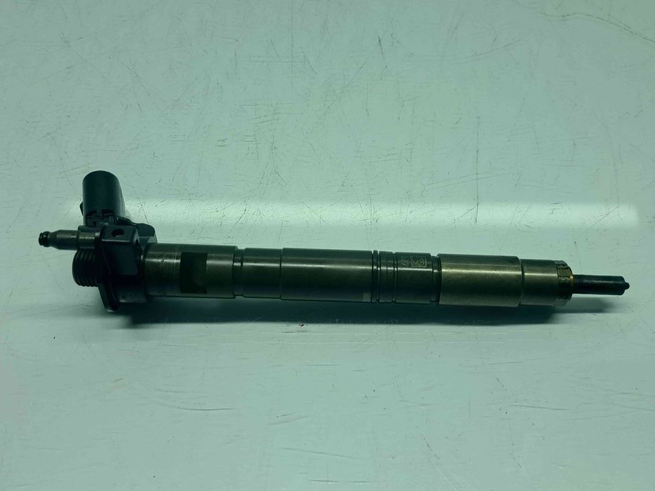 Injector Volkswagen Golf 6 (5K1) [Fabr 2009-2013] 03L130277 2.0 TDI CB