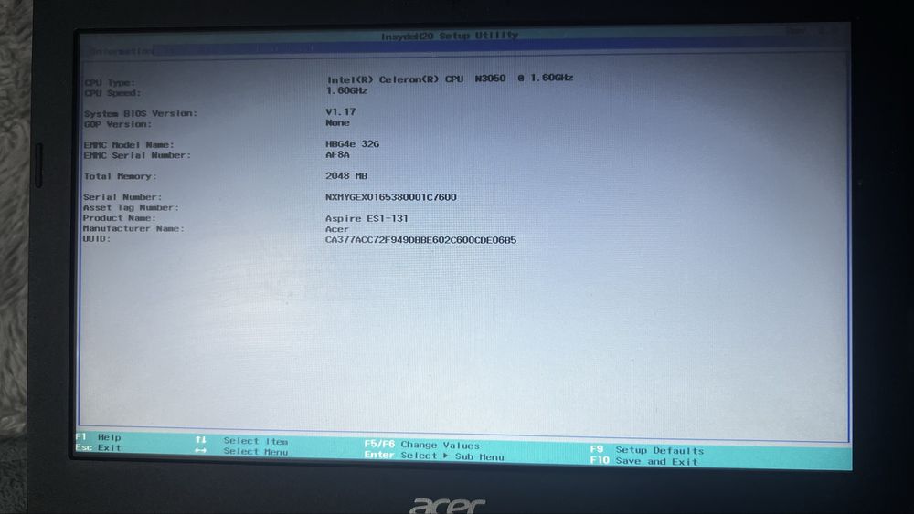 малък лаптоп acer aspire est 131