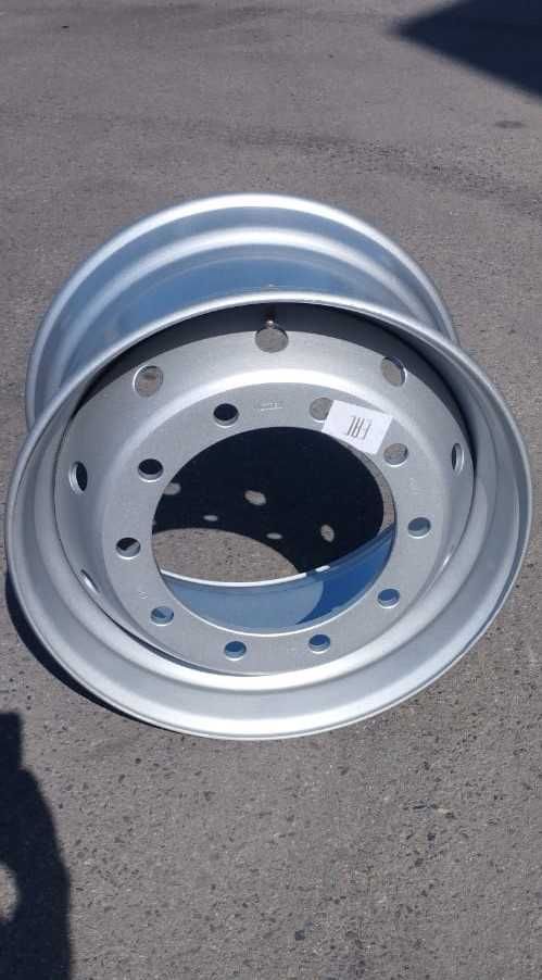 диски 22.5x11.75 ET135 на рулевую ось