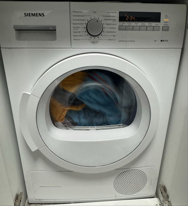 Vand uscator rufe Siemens IQ700 pompa de caldura