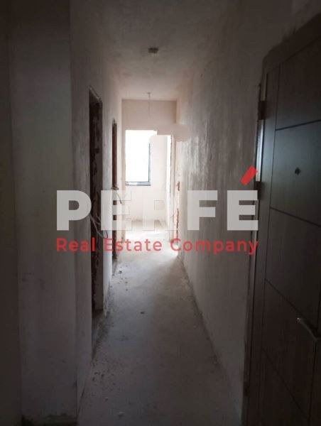 Продава се Тристаен апартамент в Бургас, Меден рудник - зона А - 84 кв.м за 834 €/кв.м - Снимка #2