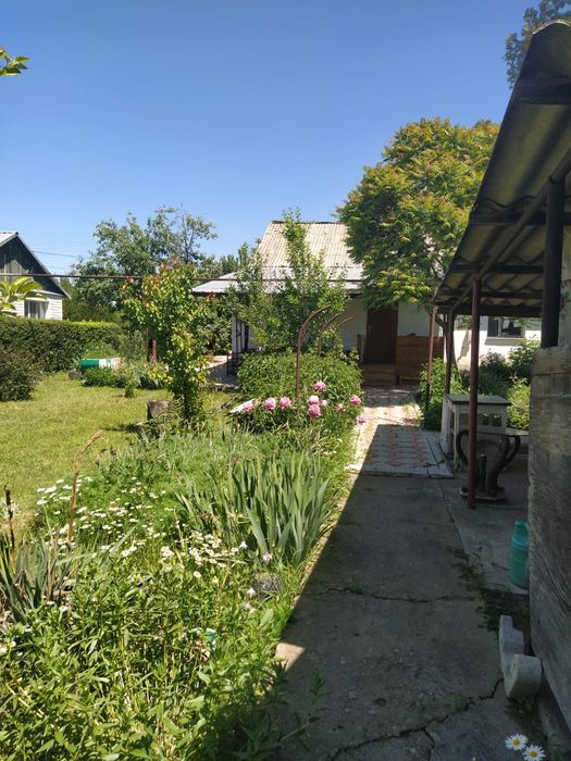 Продается дом,в посёлке городского типа.