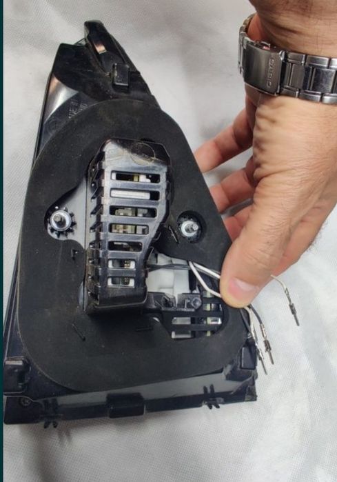 Lampa spate stanga VW Touran 5T 2015 2020 originala Valeo cod 5TA94530