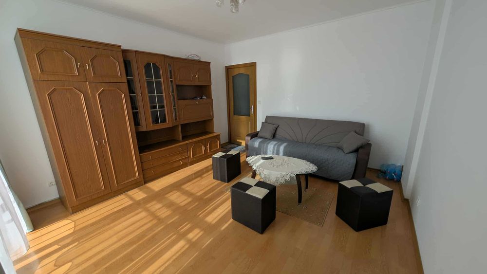 Inchiriez apartament 2 camere Reghin Bdul Unirii 57