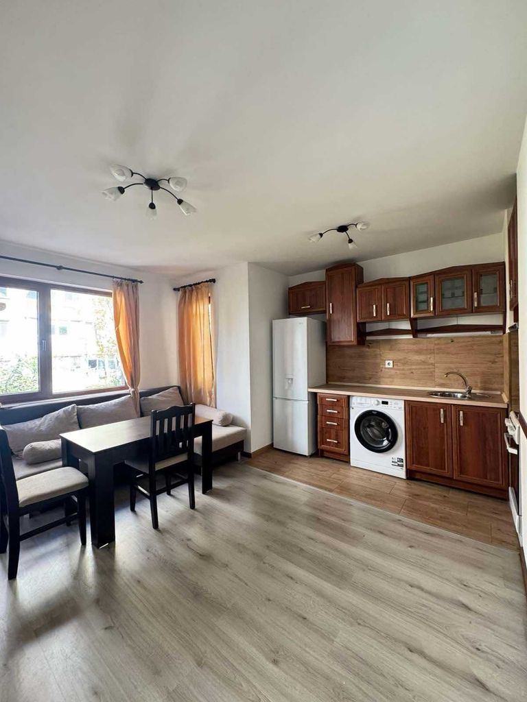 Дава се под наем Двустаен апартамент в София, Надежда 2 - 63 кв.м за 509.49 € - Снимка #2
