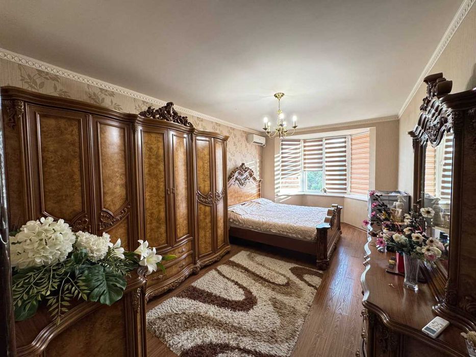 Сдается в 3х комнатная квартира! Новостройка 3/5/8 Алайский Рынок, ц5