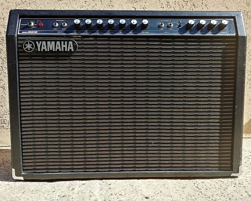 Yamaha G100 B-212 combo amplificator chitara recent servisat!!!