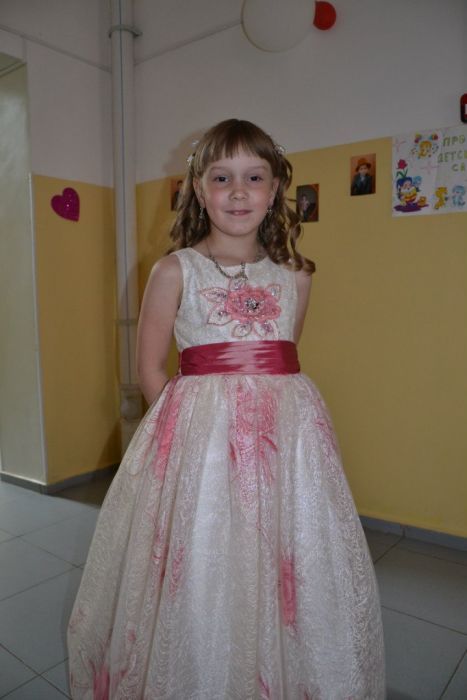 Платье на 6-8 лет