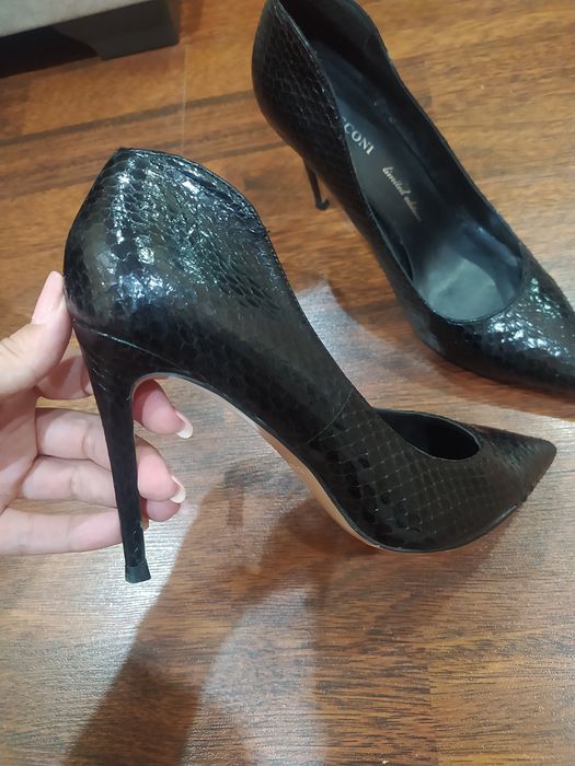 Туфли кожаные в идеальном состоянии