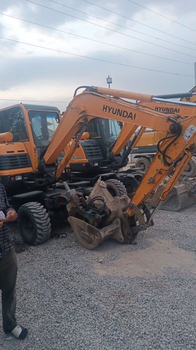 Экскаватор 2013 Hundai