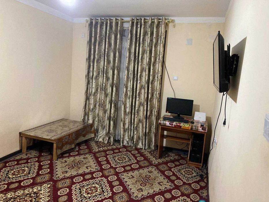 Yangiyo'l Massivda 3 xonalik uy sotiladi !!!