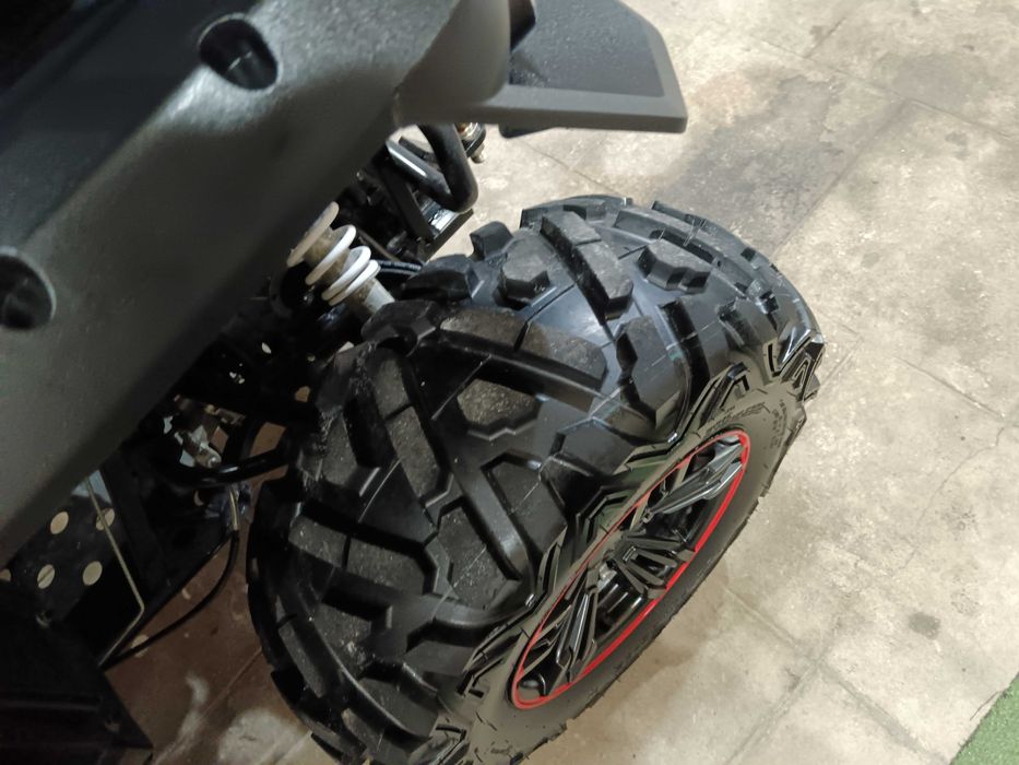 Vând  atv linhai m550l. Preț 4200 euro.