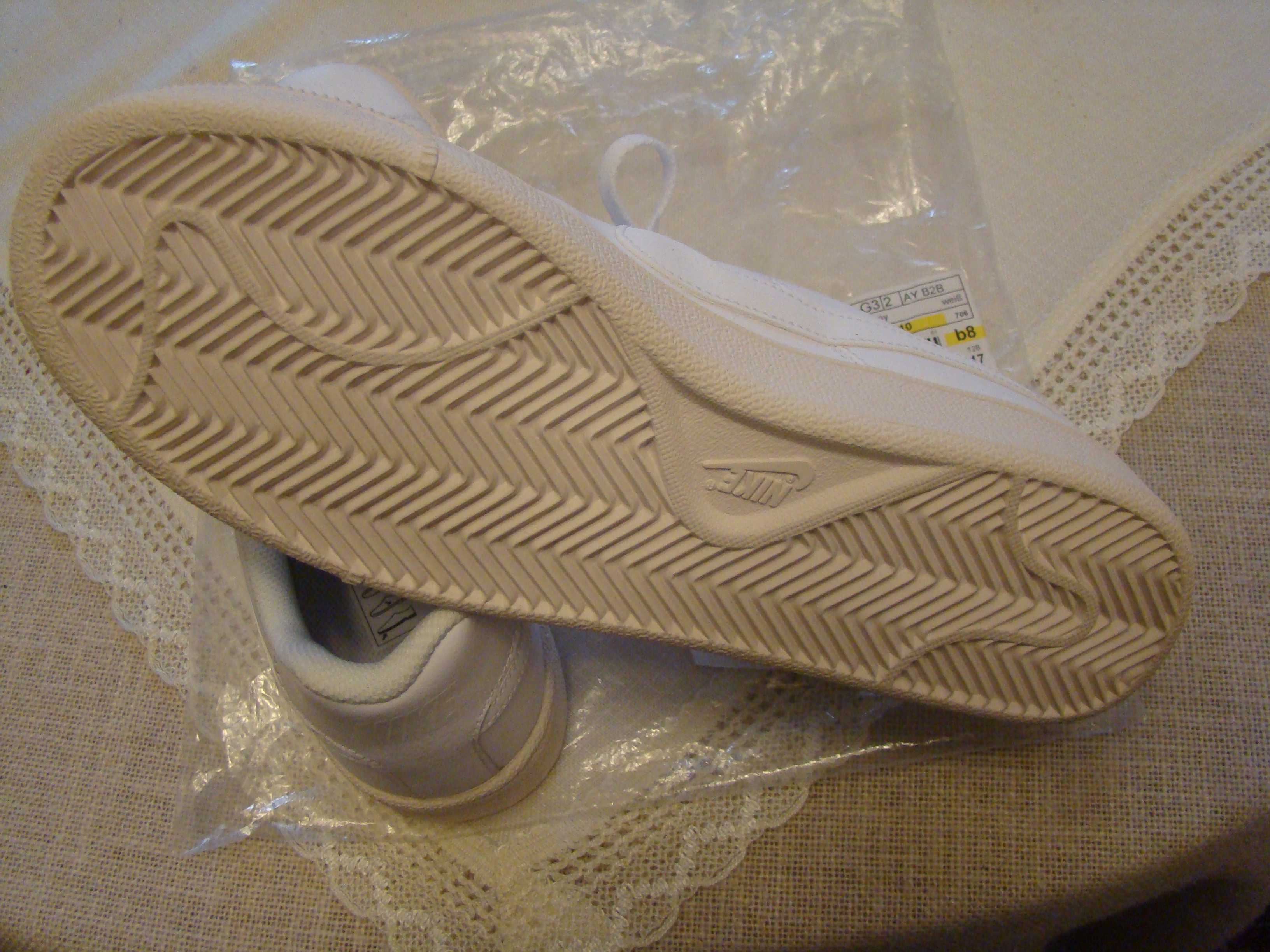 Нови ! Маратонки  - Nike - ест. кожа - № 43