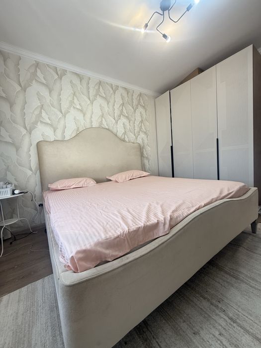 Большая кровать 200*200 с подъемным механизмом