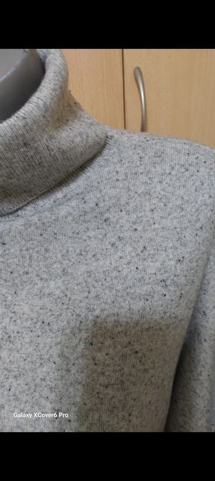 Пуловер  COS. размер XL/2XL 100% вълна