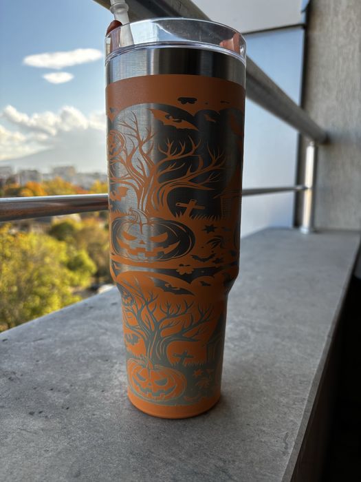 Гравирани Термочаши “Хелоуин” и “Котки в звездна нощ”