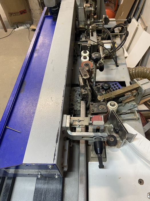 Masina de cantuit felder g 200