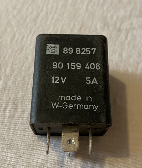 Releu 90159406 Opel Astra G