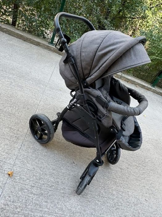 Бебешка количка 3в 1