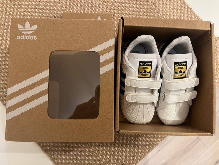 Бебешки обувки adidas