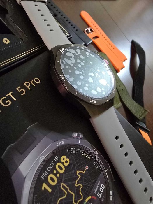 Смарт часовник Huawei Watch GT 5 Pro