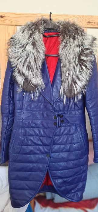 Дамско дълго кожено яке