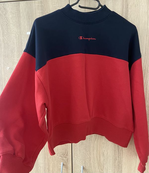 Блузи Champion, Nike