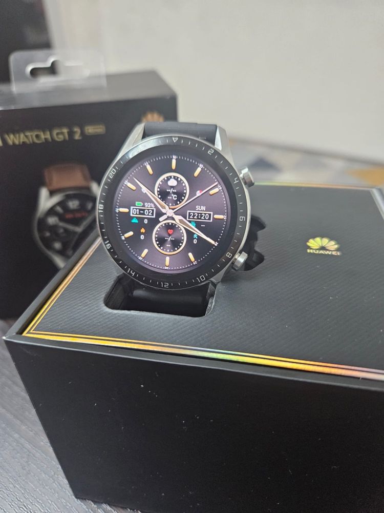 Продам Смарт-часы Huawei Watch GT 2 46 мм серебристый